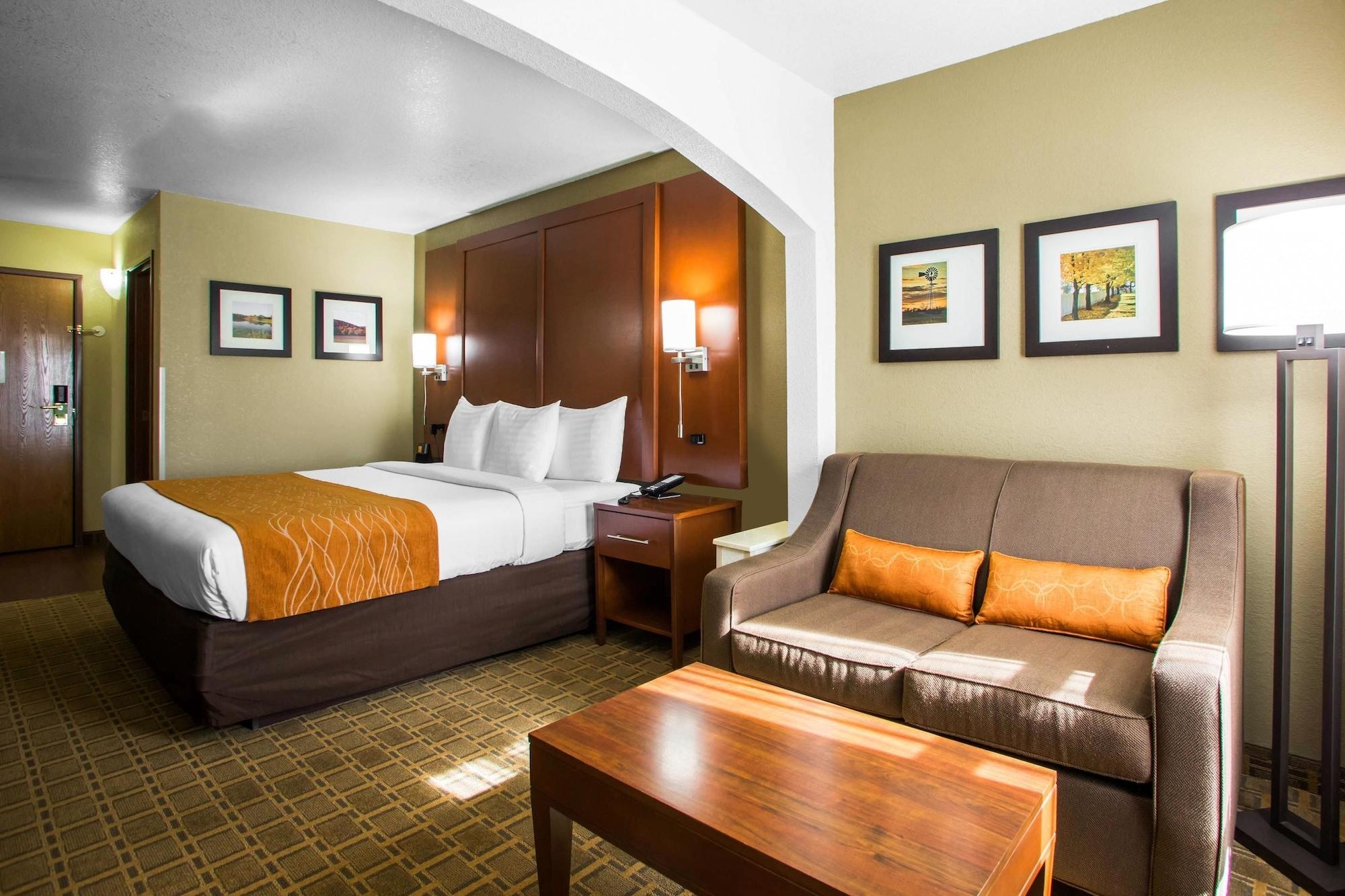 Comfort & I-44 Hotel Springfield